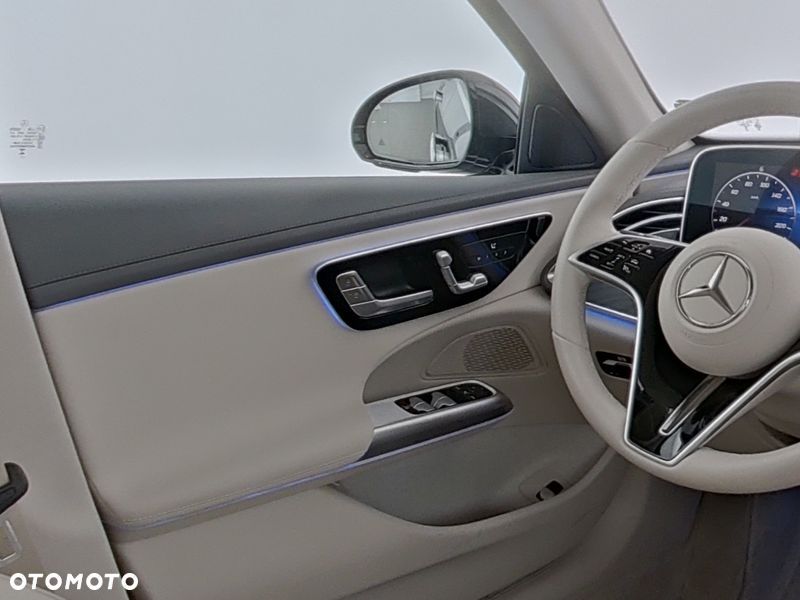 Mercedes-Benz Klasa E 300 de PHEV 4-Matic All-Terrain Avantgarde 9G-Tronic - 10