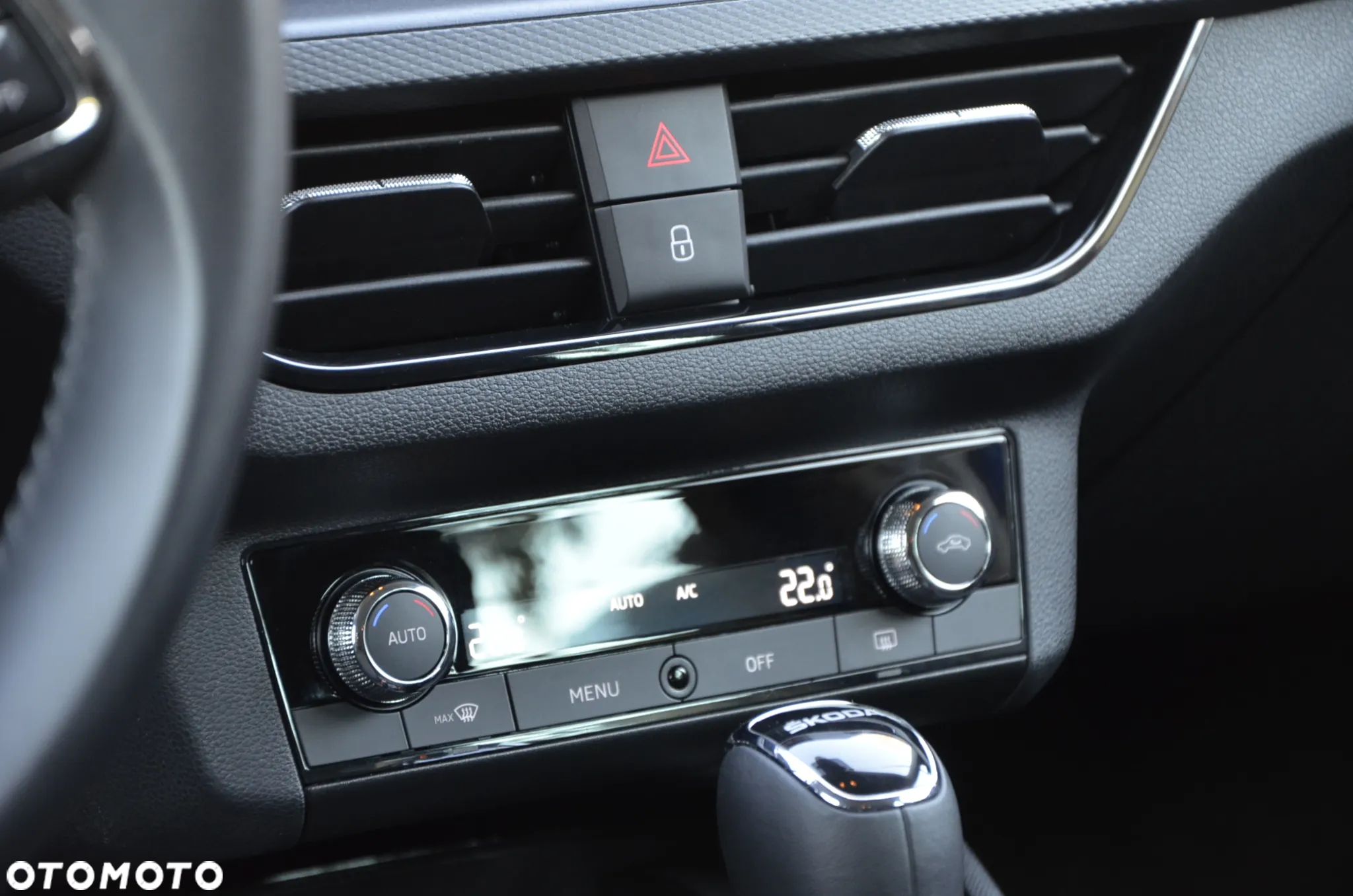 Skoda Kamiq 1.0 TSI Ambition DSG - 25