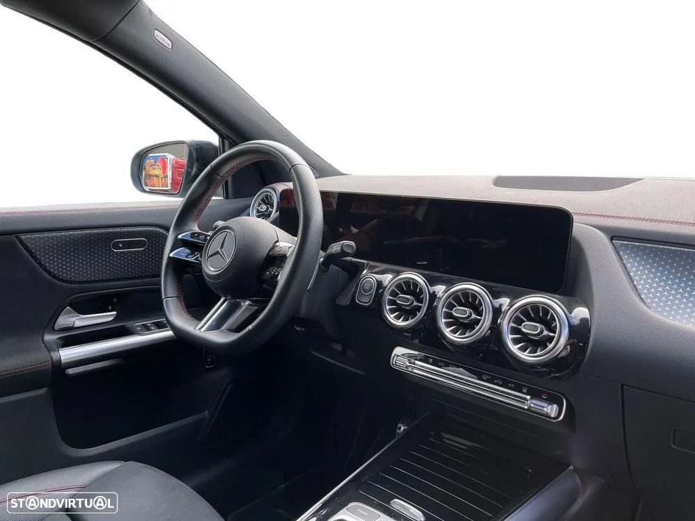 Mercedes-Benz EQA 250+ AMG Line - 14