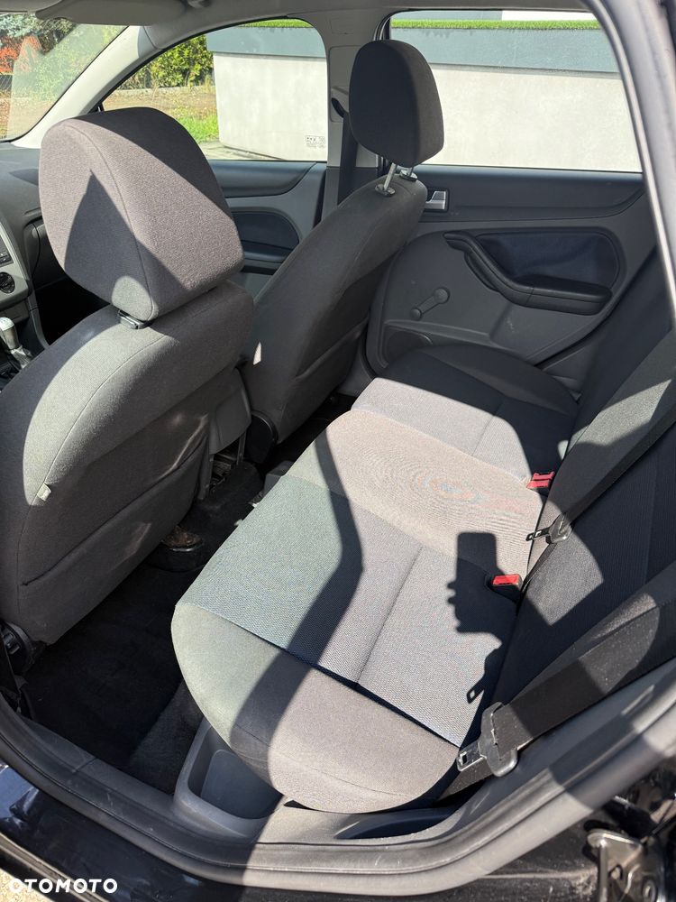 Ford Focus - 8