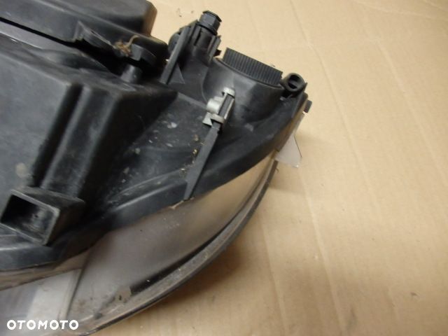 BMW E92 E93 LAMPA PRAWA PRZÓD XENON 7162130 WERSJA UK   RAF-AUTO CZĘŚCI BMW - 4