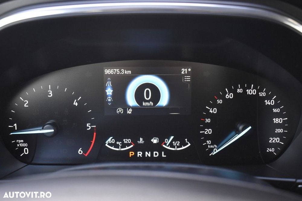 Ford Focus - 11