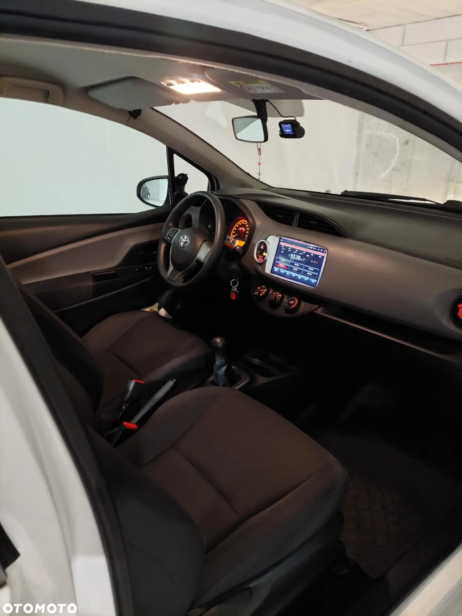 Toyota Yaris - 13