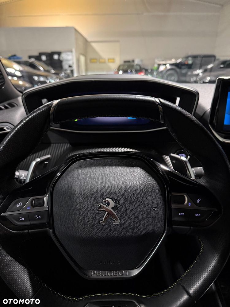Peugeot 2008 BlueHDi 130 EAT8 GT - 13