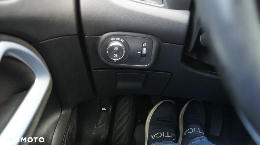Opel Zafira 2.0 D Start/Stop Business - 29