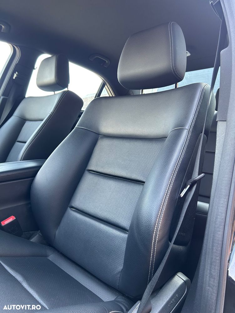 Mercedes-Benz E 200 7G-TRONIC Avantgarde - 23