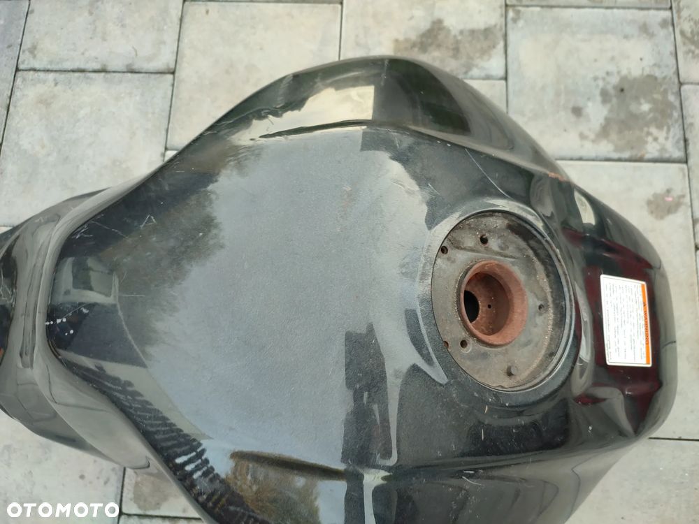 Bak, zbiornik paliwa Suzuki SV650 - 5