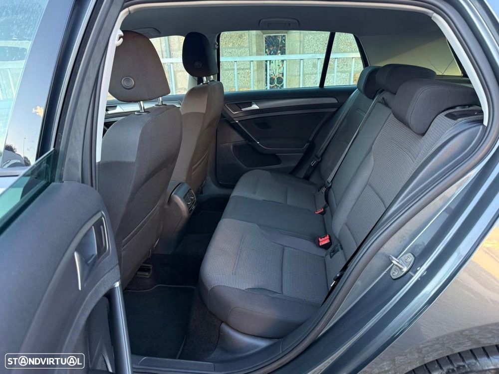 VW e-Golf AC/DC - 15