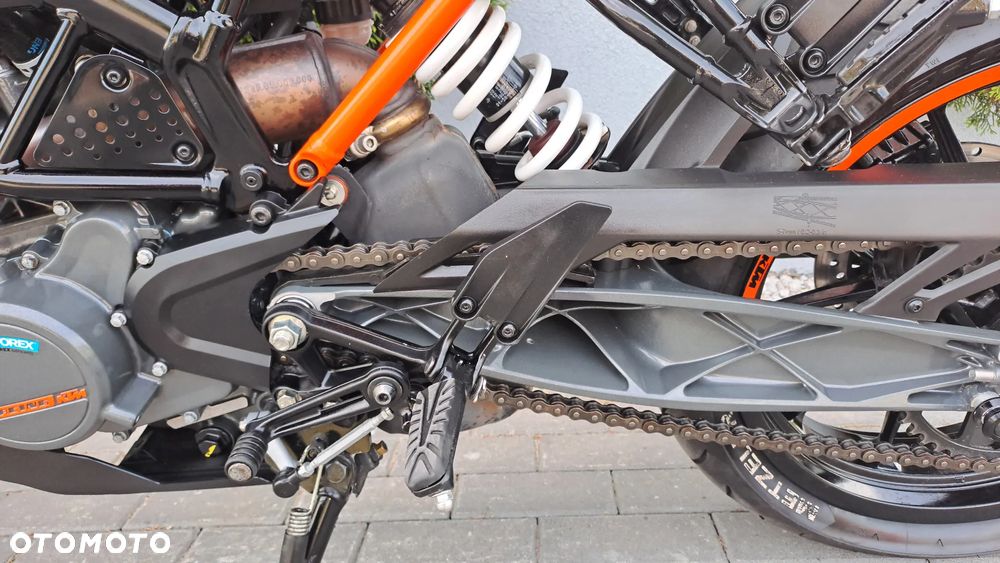 KTM Duke - 30