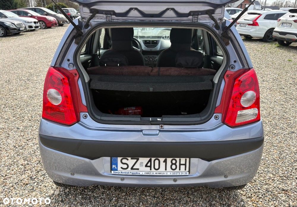 Nissan Pixo - 6