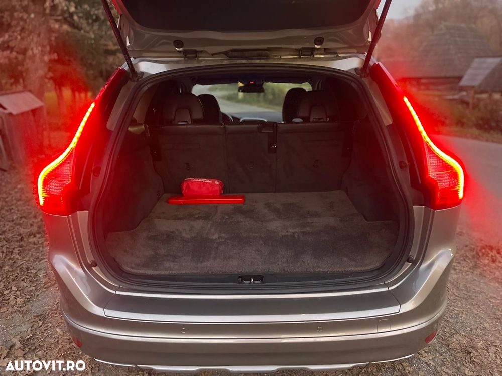 Volvo XC 60 D4 VEA Start-Stop Kinetic - 5