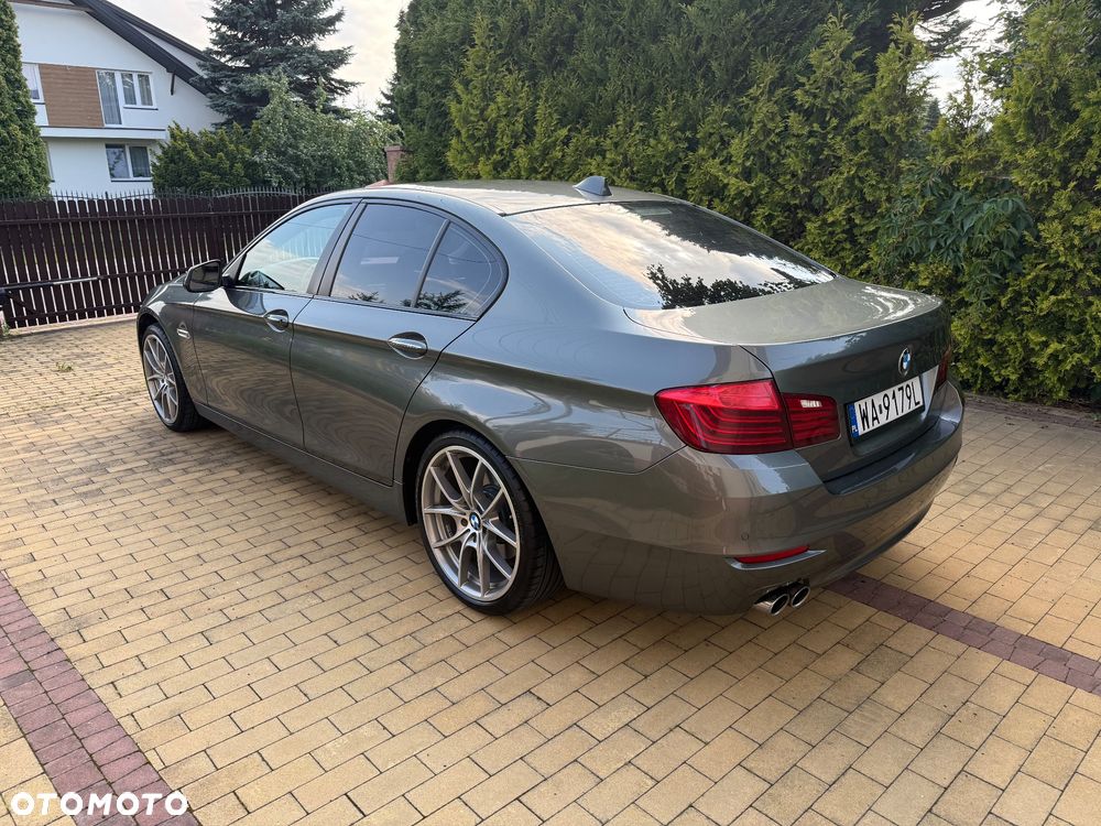 BMW Seria 5 520d xDrive - 8