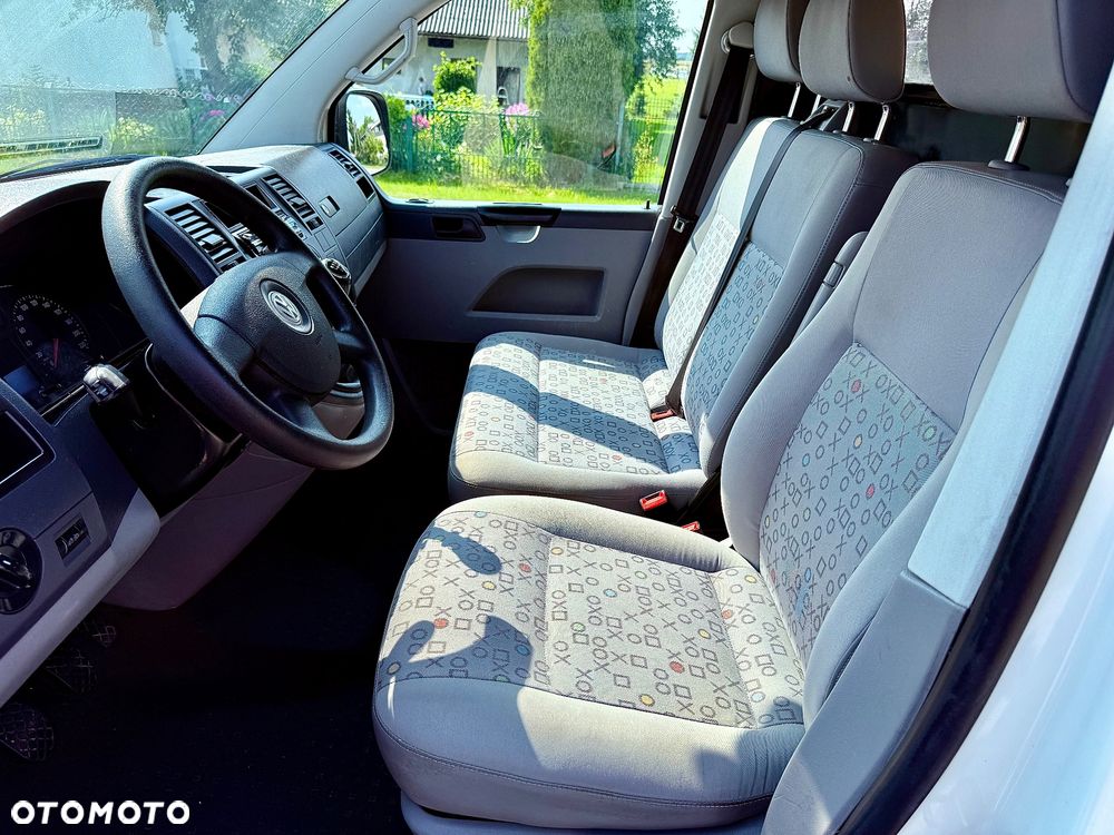 Volkswagen TRANSPORTER T5 1,9TDI 102KM - 17