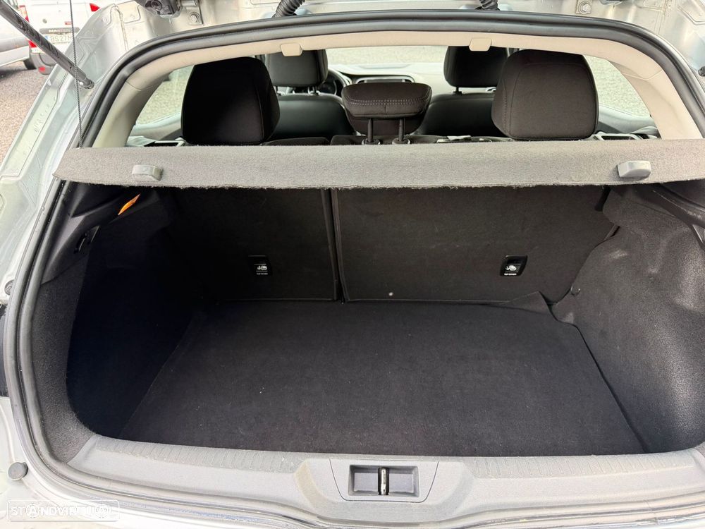 Renault Mégane 1.5 dCi Confort SS - 16