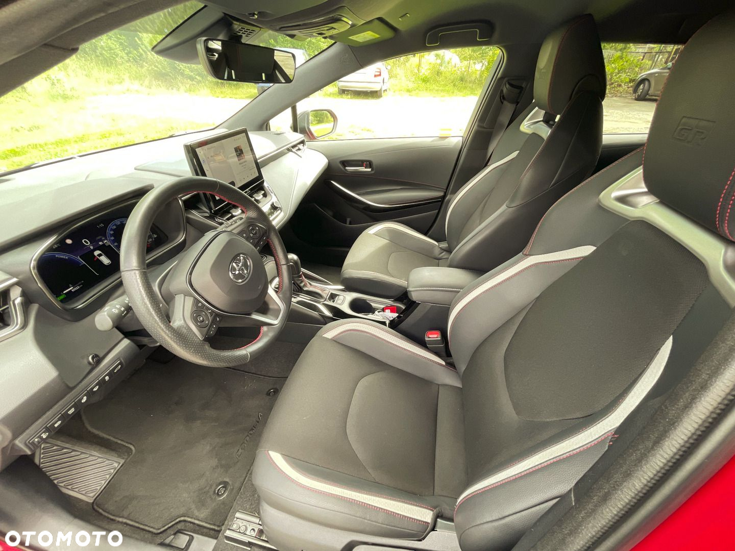 Toyota Corolla 2.0 Hybrid GR Sport Dynamic - 9
