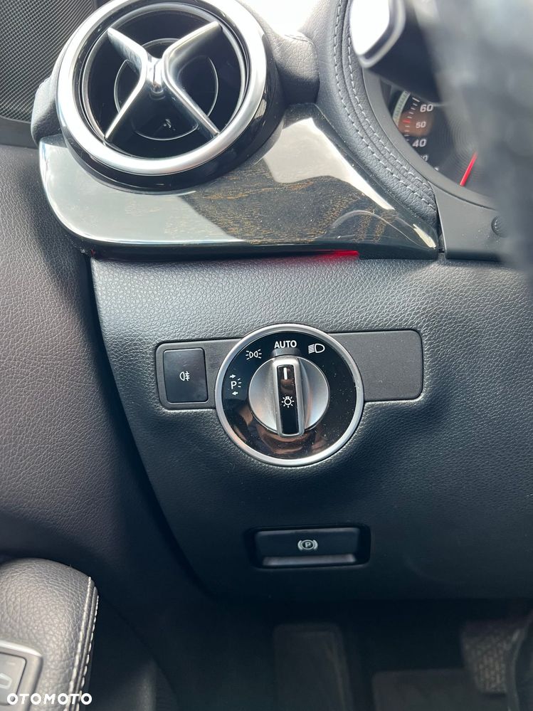 Mercedes-Benz Klasa B (Electric Drive) 250 e - 21
