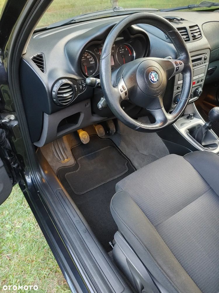 Alfa Romeo 147 1.9 JTD 8V Progression - 23