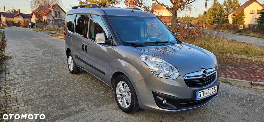 Opel Combo - 1