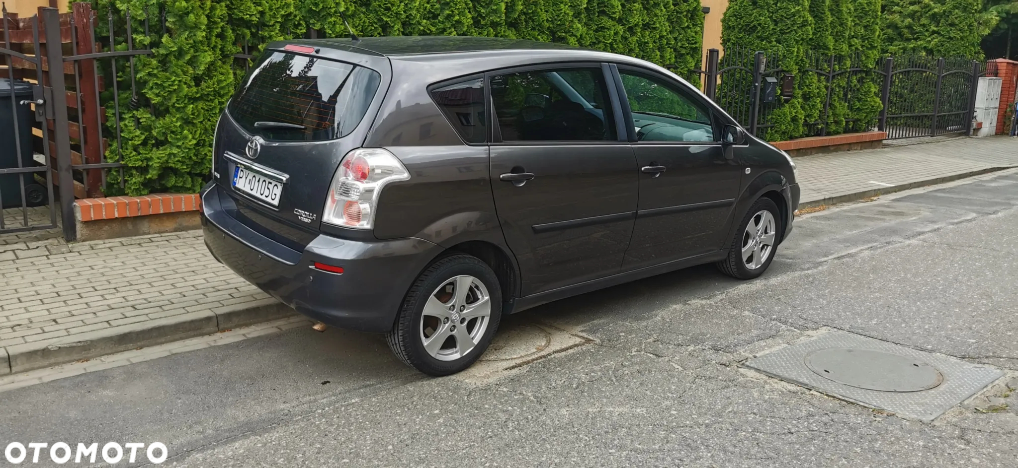 Toyota Corolla Verso 1.6 - 10