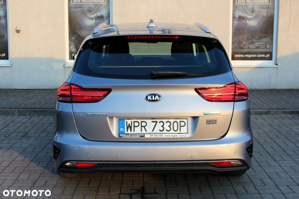 Kia Ceed 1.6 CRDi mHEV M - 5