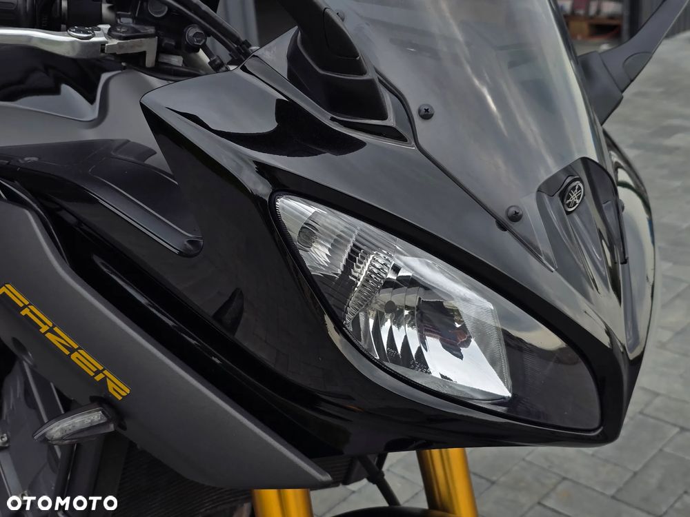 Yamaha FZ8 - 22