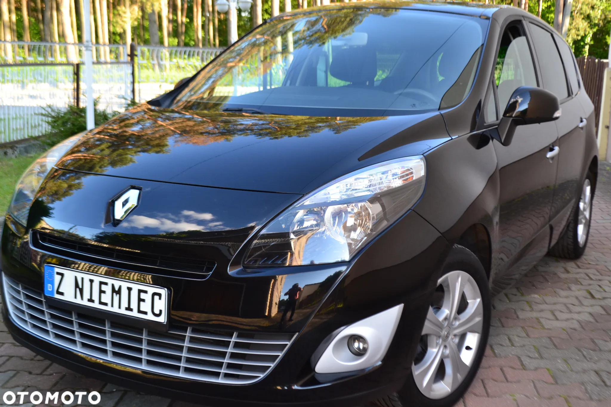 Renault Scenic 1.4 16V TCE TomTom Edition - 2