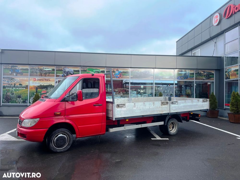 Mercedes-Benz Sprinter - 2