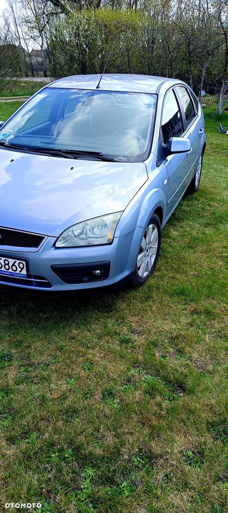 Ford Focus 1.6 Ti-VCT Ghia - 19