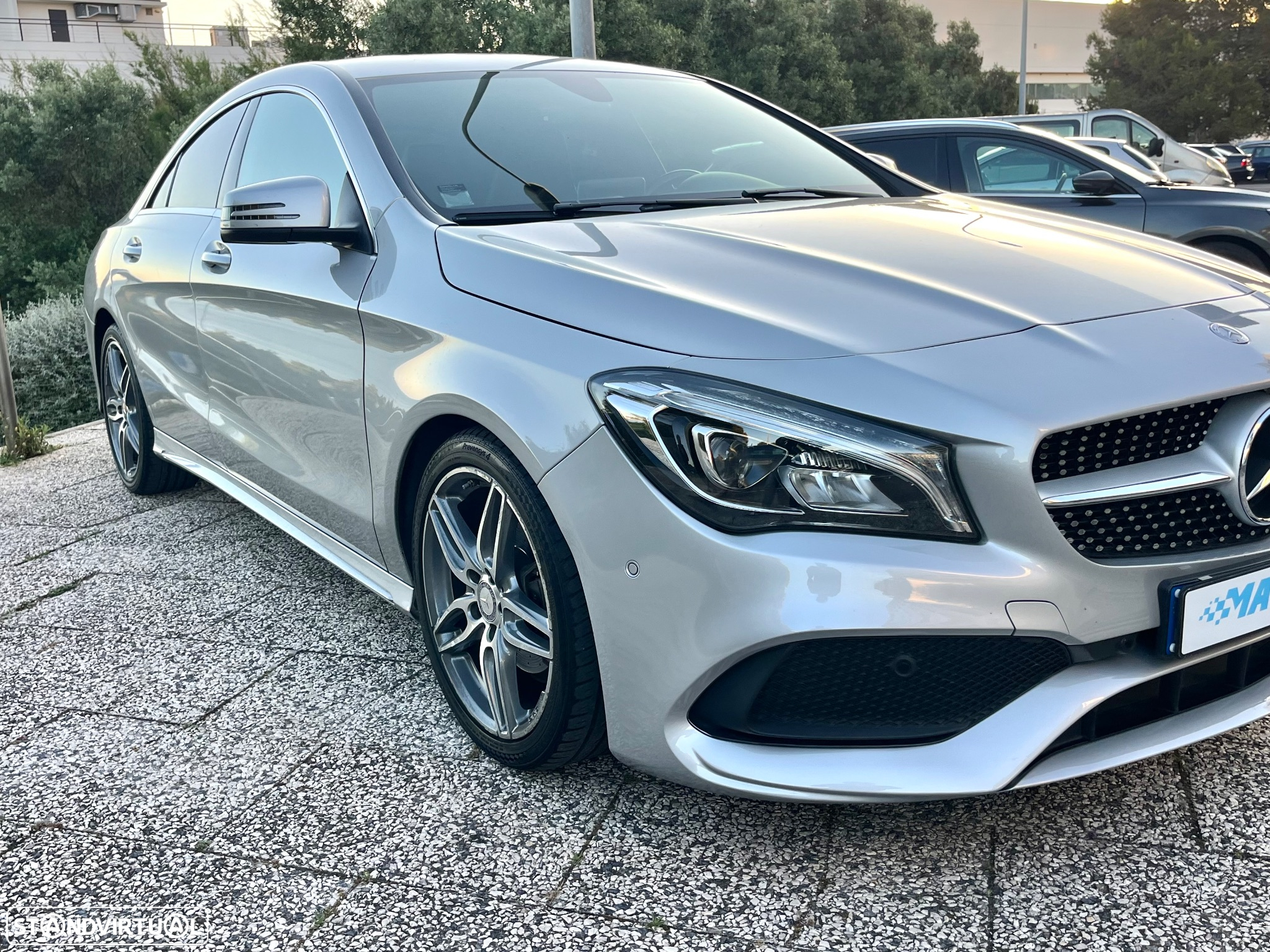 Mercedes-Benz CLA 180 d AMG Line - 4