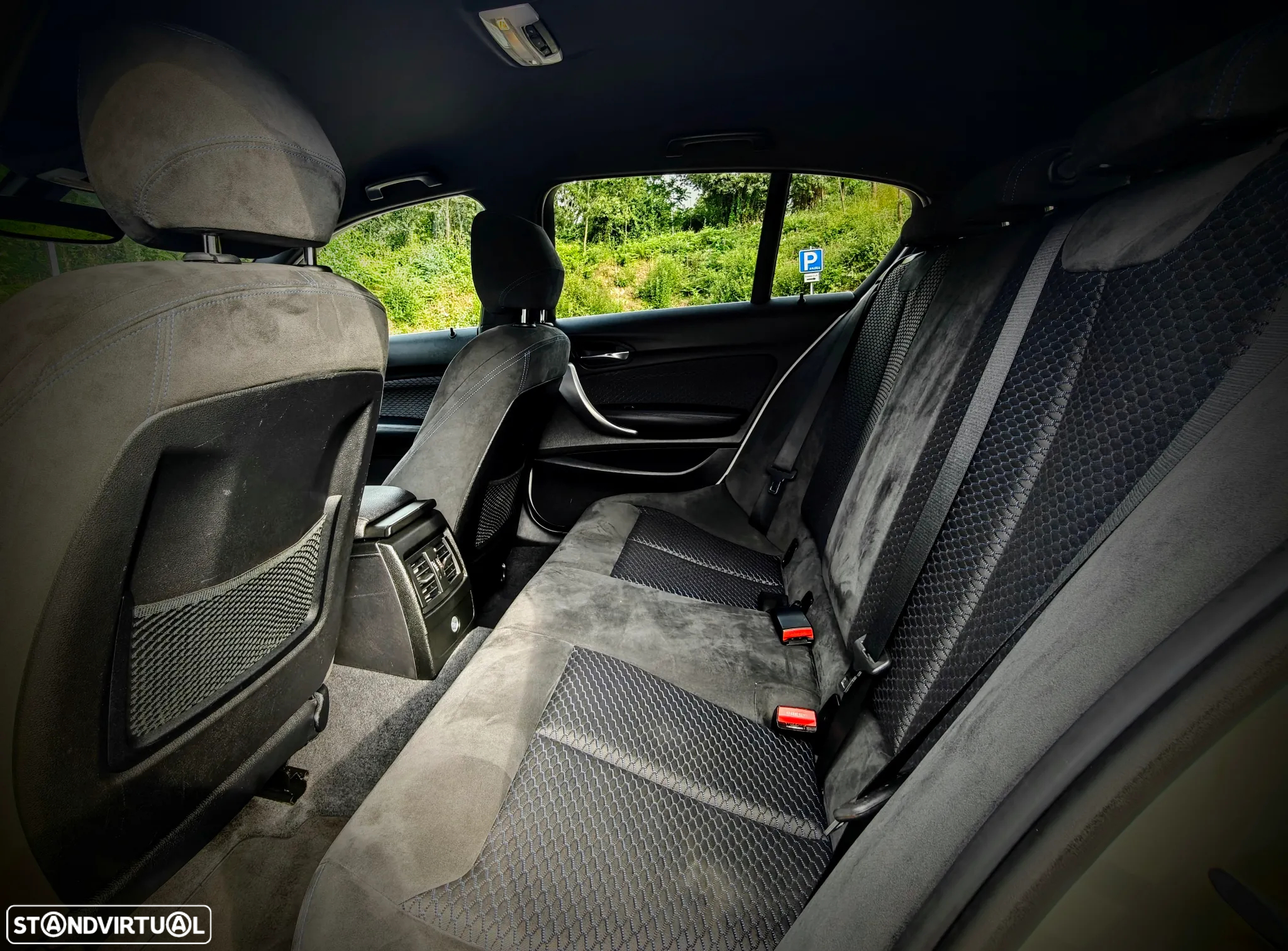 BMW 118 d Pack M - 13