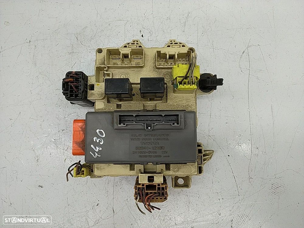 Caixa Fusiveis Toyota Corolla (_E11_) - 1