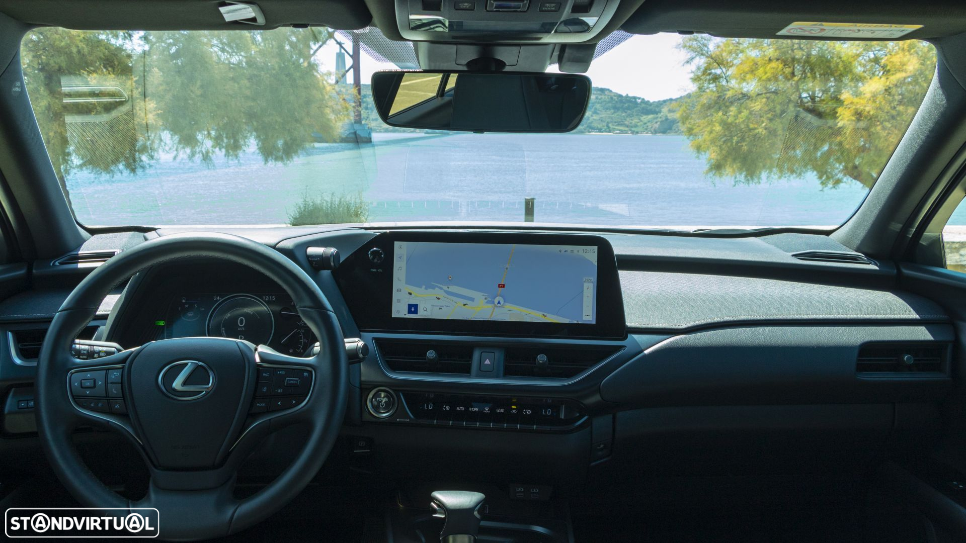 Lexus UX 250h Sport (Ecrã 12.3) - 9