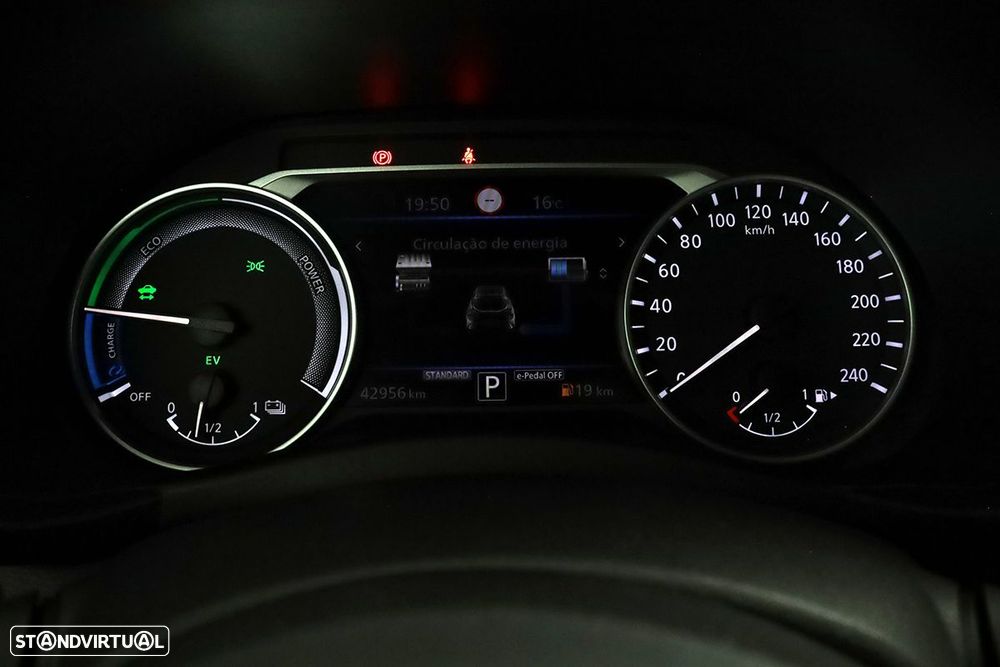 Nissan Juke 1.6 Hybrid Tekna - 15