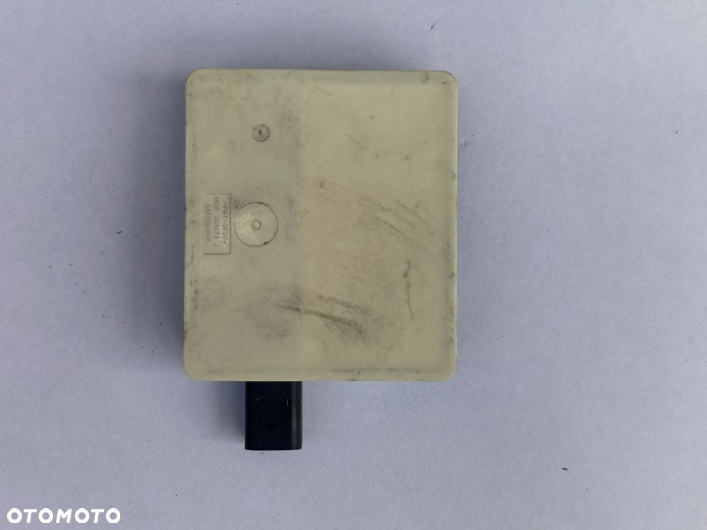 Moduł Distronic sensor radar Mercedes A0009004639 element plastikowy - 2
