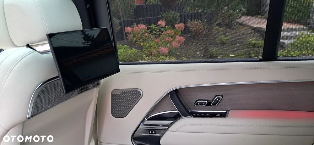 Land Rover Range Rover - 24
