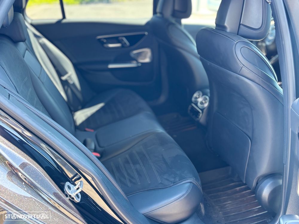 Mercedes-Benz C 300 h AMG Line - 20