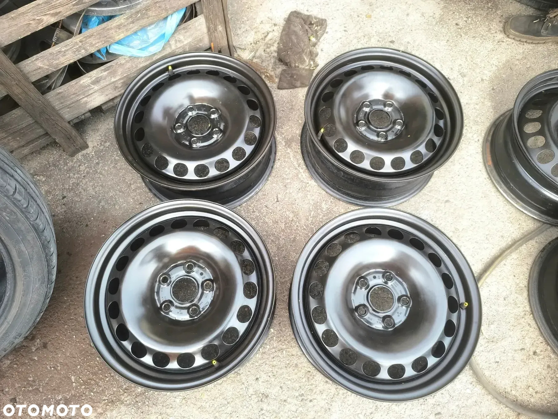 5x112 Felgi Stalowe Stal 16 VW GOLF 6 VI 7 VII TOURAN JETTA CADDY PASSAT B5 B6 B7 SKODA OCTAVIA 2 3 YETI SUPERB SEAT LEON TOLEDO ALTEA EXEO AUDI A3 8P 8V A4 B5 B6 A6 C5 C6 Legnica ALU-RAD - 2