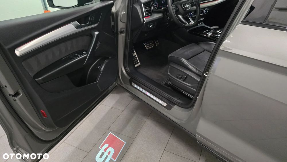 Audi Q5 TDI quattro 150 kW S tronic edition one magnesiumgrau - 5