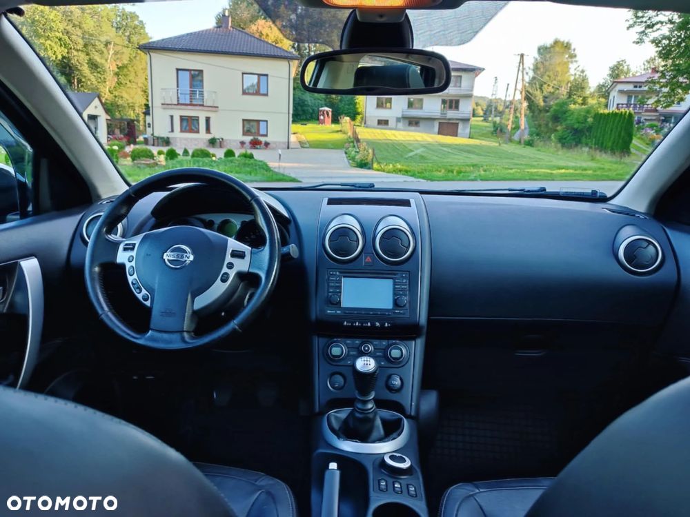 Nissan Qashqai 2.0 4x4 Tekna - 27