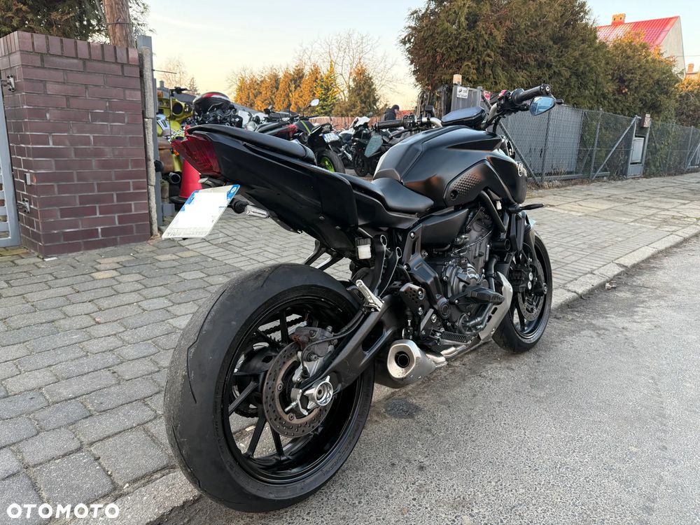 Yamaha MT - 6