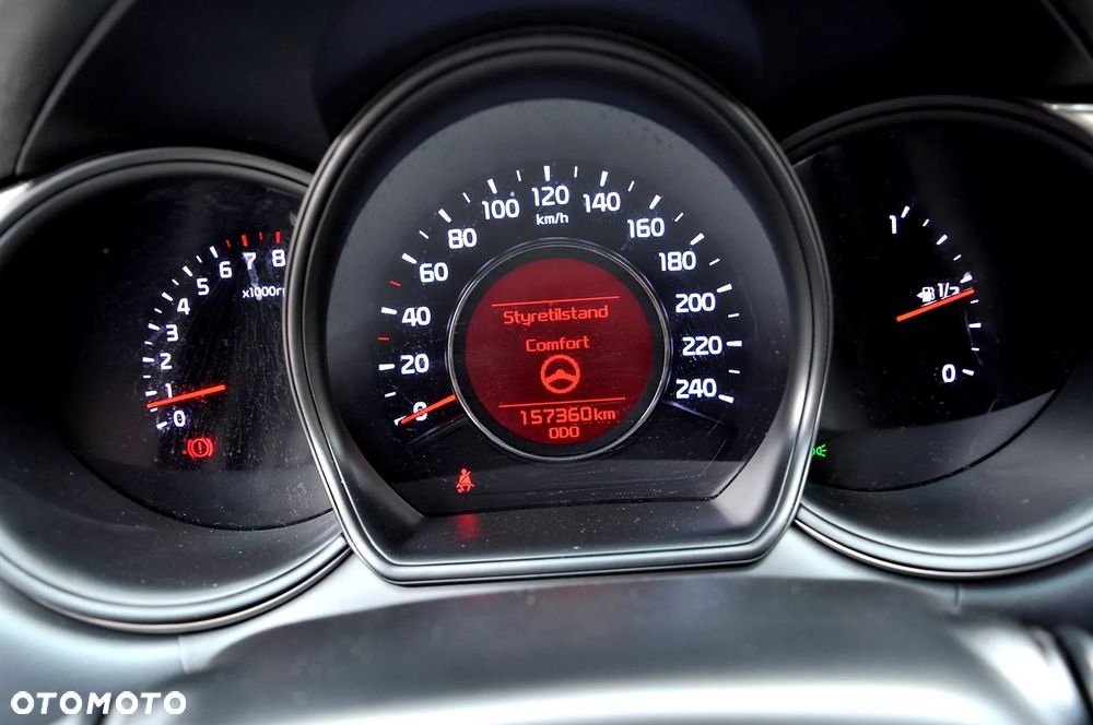 Kia Ceed 1.4 CVVT Dream Team Edition - 33