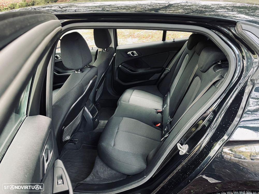 BMW 116 i Aut. Luxury Line - 21