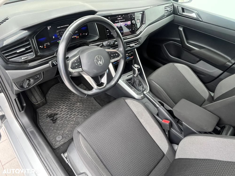 Volkswagen Polo 1.0 TSI DSG Life - 12