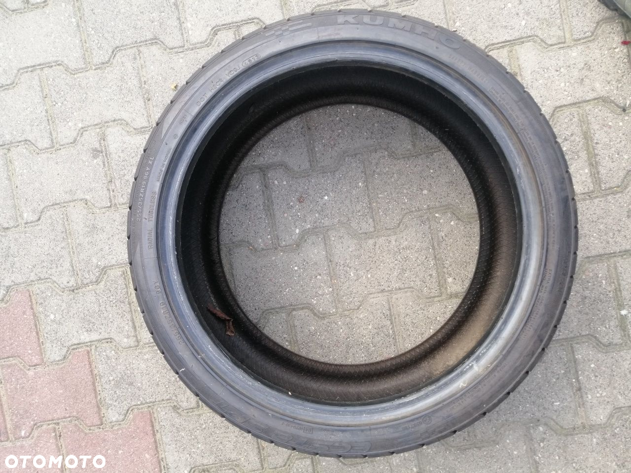 255/35ZR19 96Y XL Kumho Ecsta SPT - 3