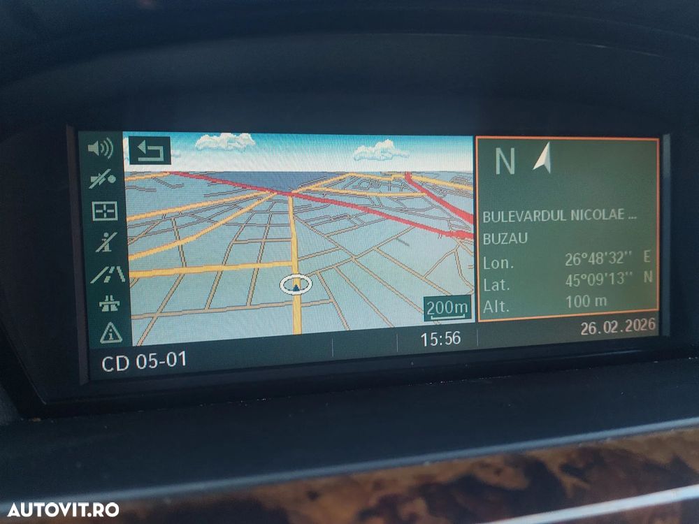 BMW Seria 3 325i - 26