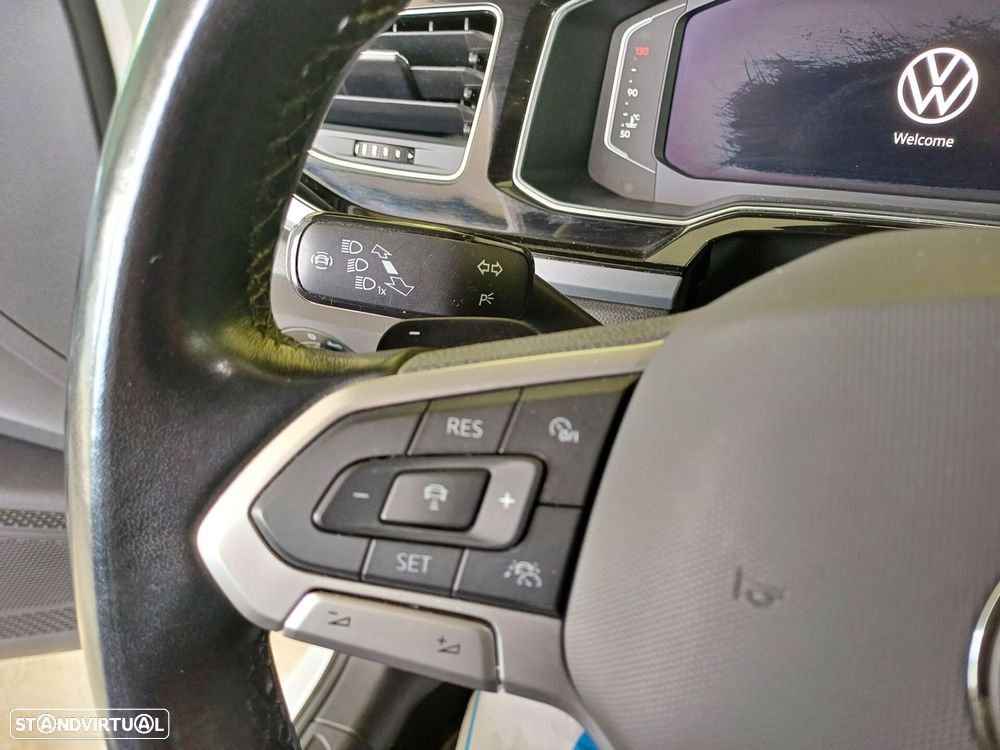 VW Taigo 1.0 TSI R-Line DSG - 10