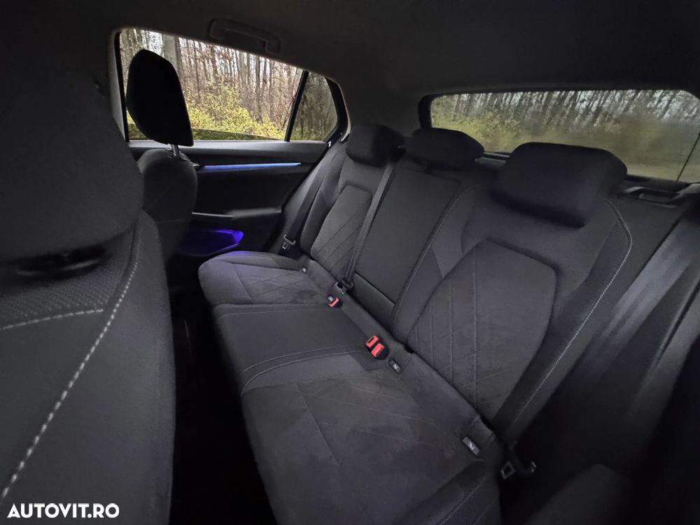 Volkswagen Golf 1.4 eHybrid Style - 10