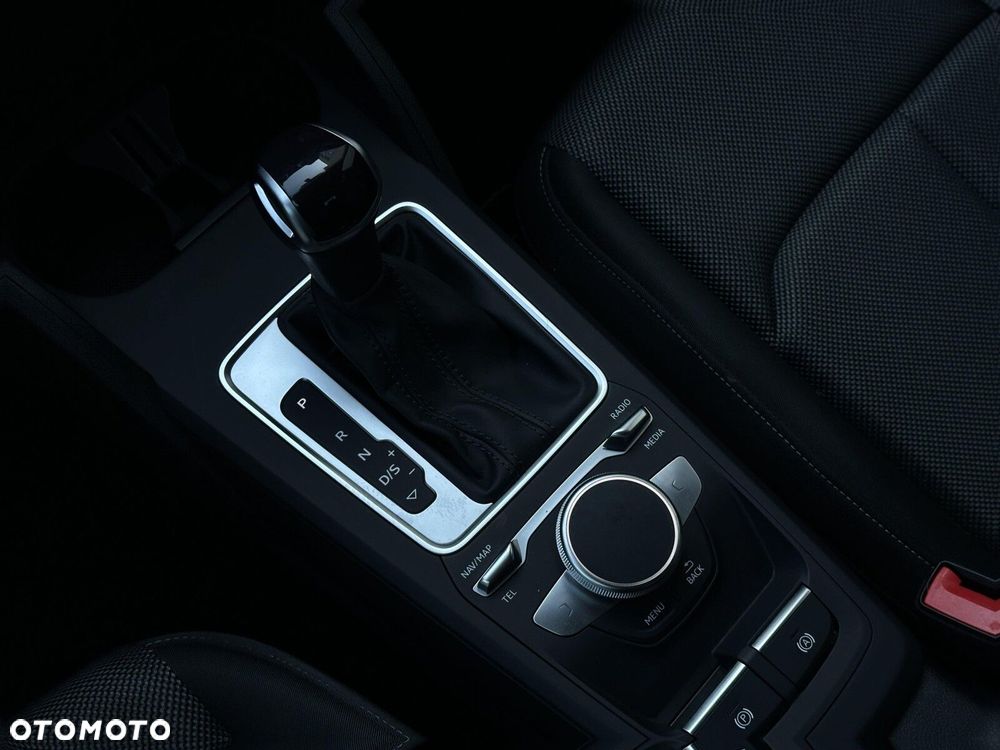 Audi Q2 - 23
