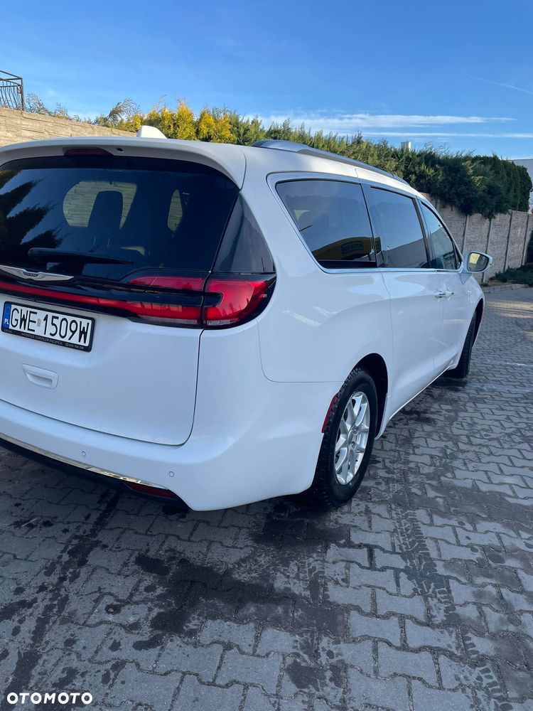 Chrysler Pacifica - 31