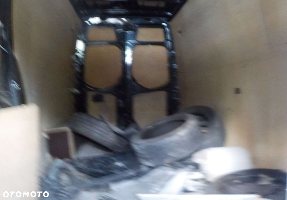 Mercedes-Benz Sprinter - 8